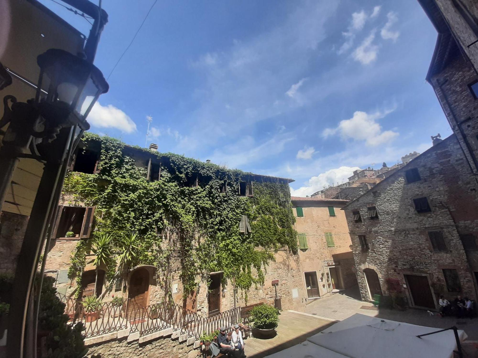 La Piazzetta Toscana B&B 캄필리아 마리티마 외부 사진
